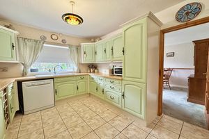 Kitchen- click for photo gallery